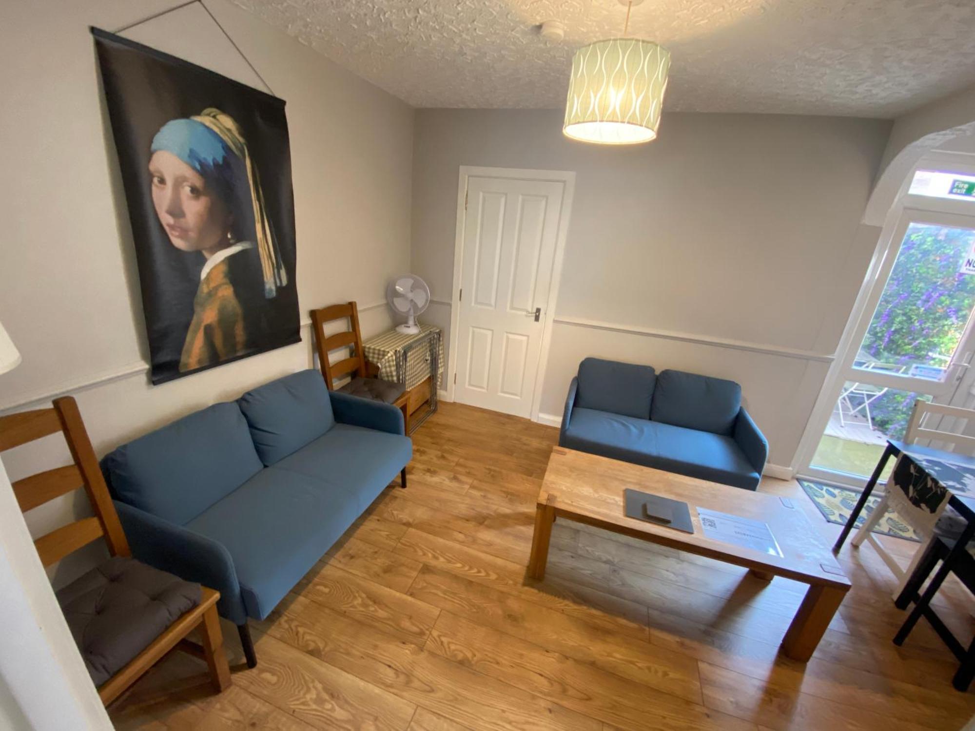 Connswater Town House Homestay